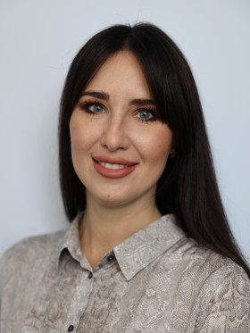 Аюпова Анна Ивановна.